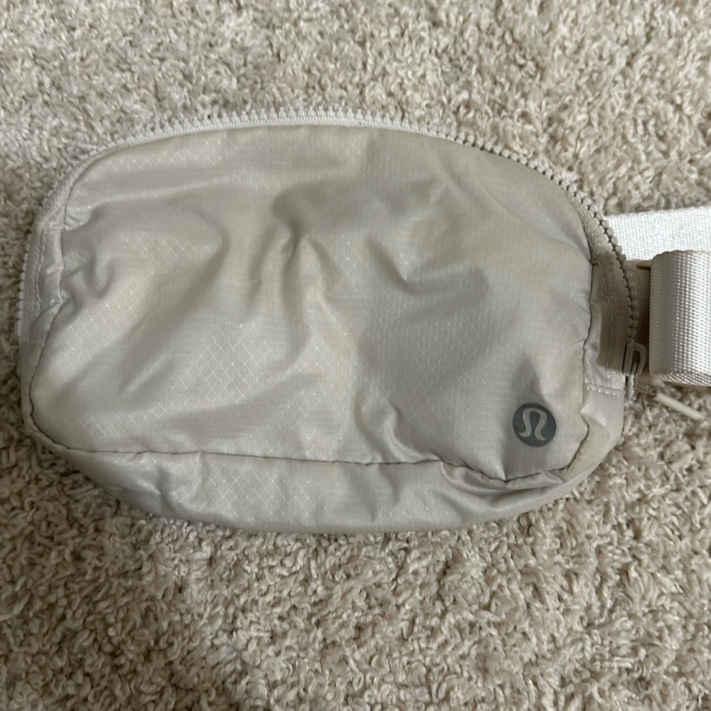 White opal everywhere belt bag- some discoloration